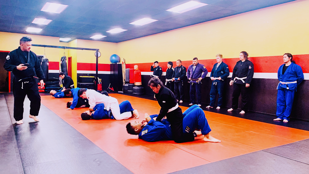 Rooted JiuJitsu | 2002 Columbus Pkwy, Benicia, CA 94510, USA | Phone: (707) 319-3868