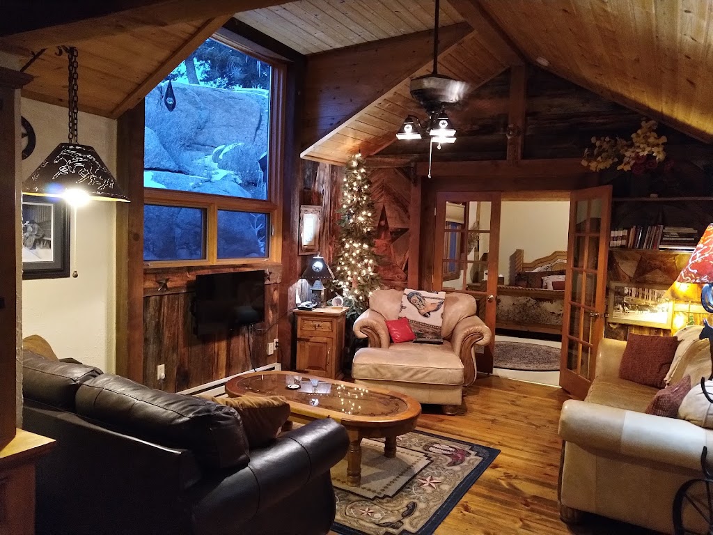 Twin Rock Cabin | 697 Obsidian Dr, Florissant, CO 80816, USA | Phone: (719) 458-0882