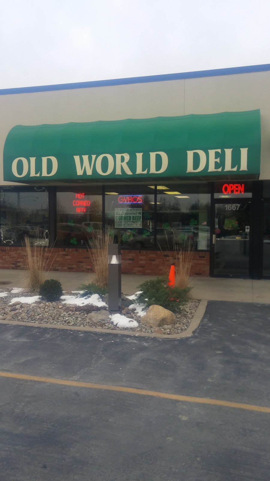 Old World Deli | 1667 Pearl Rd, Brunswick, OH 44212, USA | Phone: (330) 273-3245