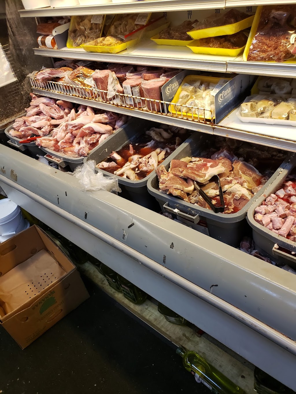 Suniland Meat and Fish Supermarket | 981 SW 71st Ave, North Lauderdale, FL 33068, USA | Phone: (954) 597-7239