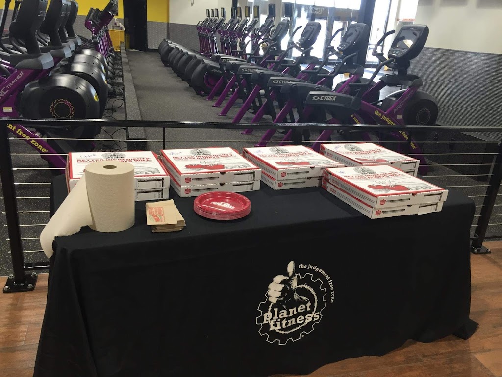 Planet Fitness | 5748 Durand Ave, Racine, WI 53406, USA | Phone: (262) 554-0209