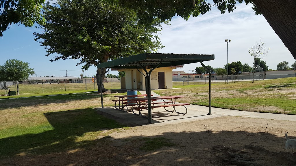 Martin Luther King Jr. Park | 251 Belmont St, Delano, CA 93215, USA | Phone: (661) 721-3335