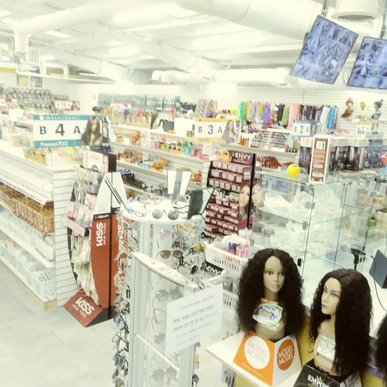 Queens Beauty Supply | 2115 Center Point Pkwy, Birmingham, AL 35215, USA | Phone: (205) 853-1717