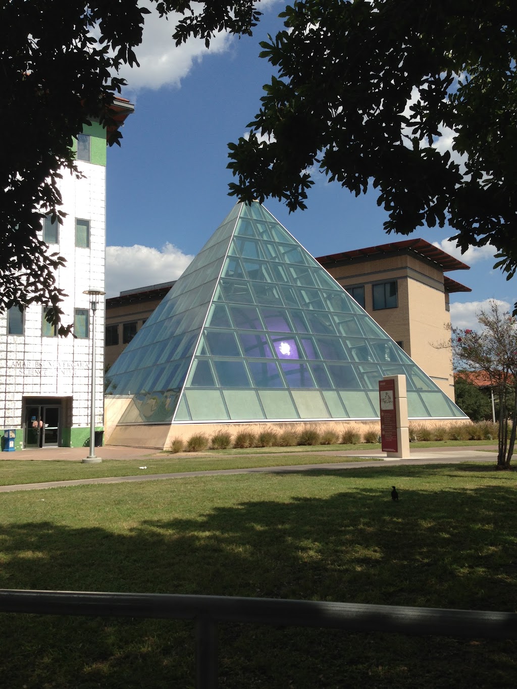 Texas A&M International University - university  | Photo 7 of 10 | Address: 5201 University Blvd, Laredo, TX 78041, USA | Phone: (956) 326-2001