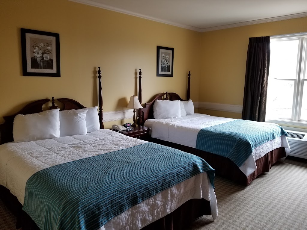 The Inn at Mountain View | 300 Scenery Ln, Greensburg, PA 15601, USA | Phone: (724) 691-0570