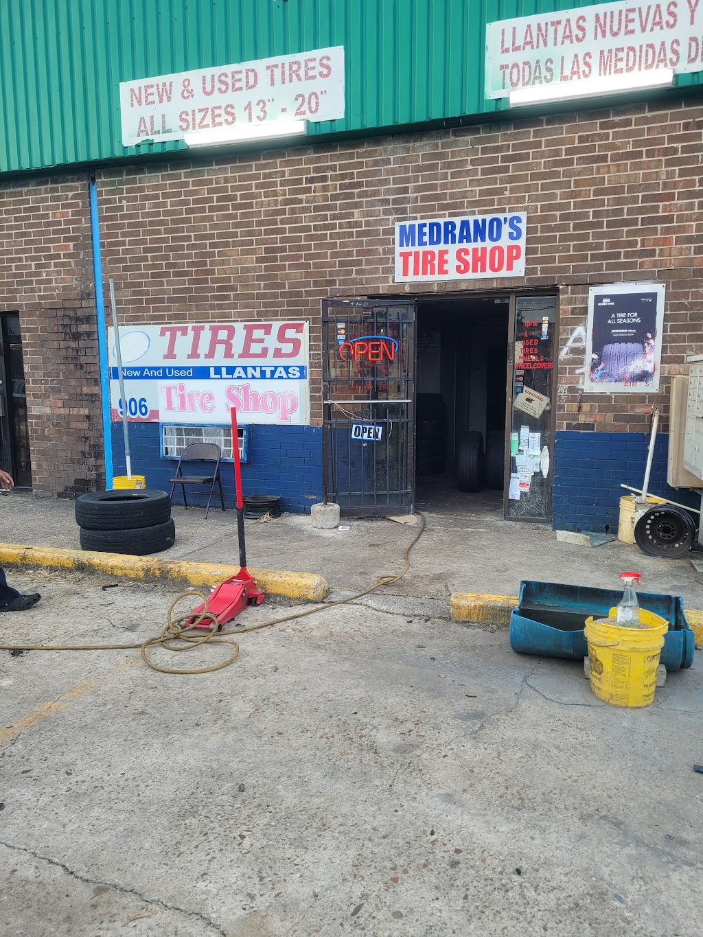 Medrano’s Tire Shop | 906 Aldine Bender Rd suite 100, Houston, TX 77032, USA | Phone: (281) 948-7981