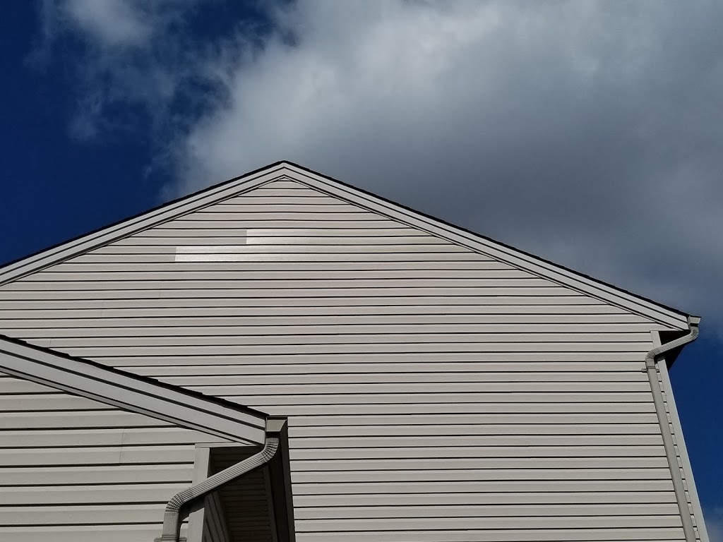 Clouse Roofing And Siding | 5871 Crestview Ave, Fairfield, OH 45014, USA | Phone: (513) 403-8440