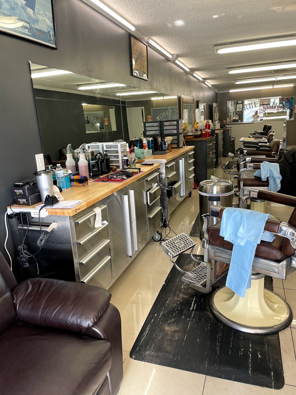 Marcellos Barber Shop | 9059 Imperial Hwy, Downey, CA 90242, USA | Phone: (562) 861-1517