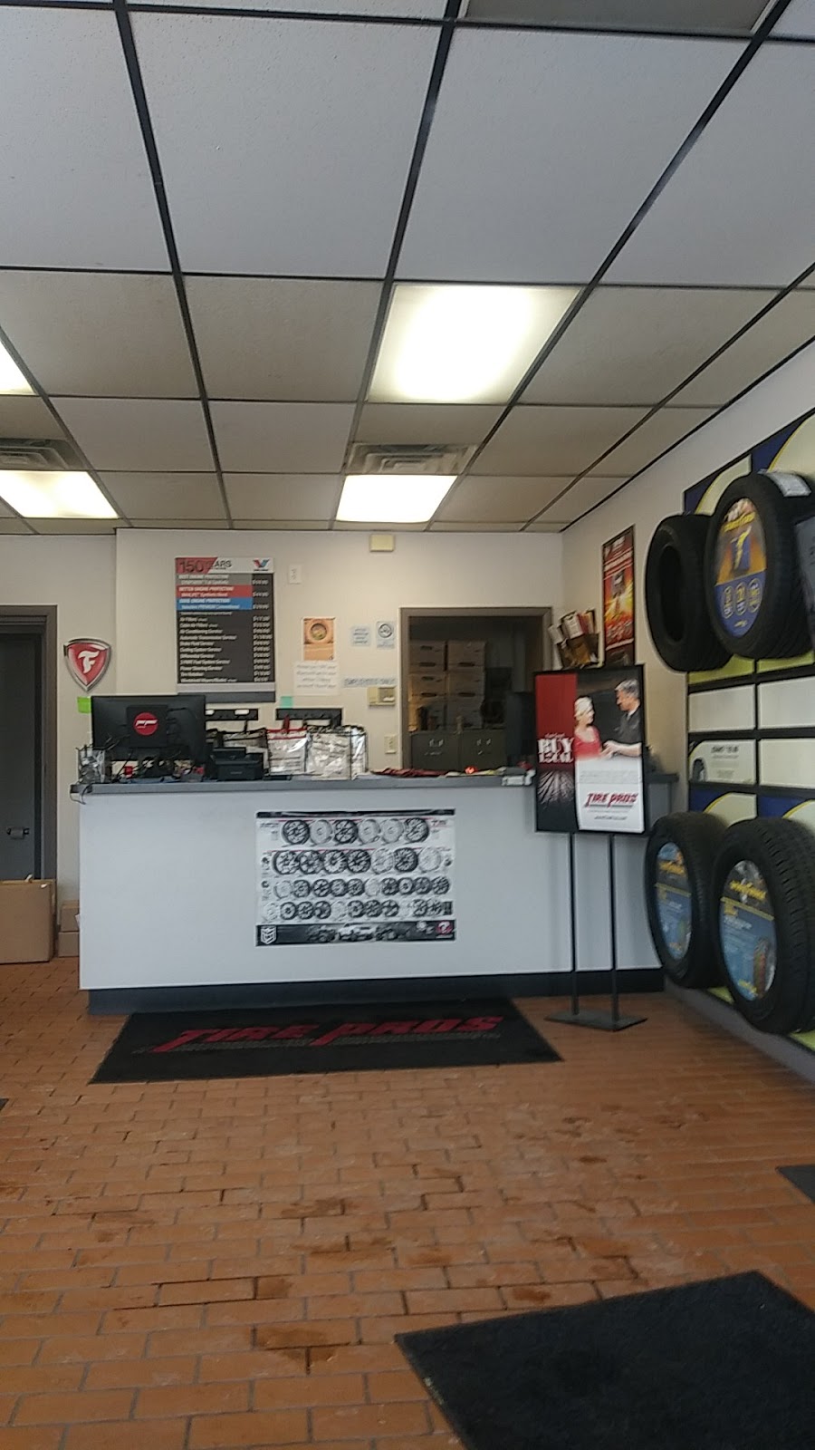 Vans Auto Service & Tire Pros N. Ridgeville | 37775 Center Ridge Rd, North Ridgeville, OH 44039, USA | Phone: (440) 327-7010