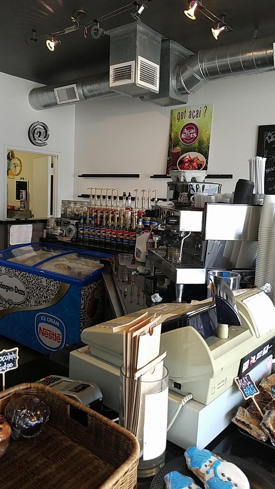 Jitters Espresso | 1411 Morena Blvd, San Diego, CA 92110, USA | Phone: (619) 276-2040
