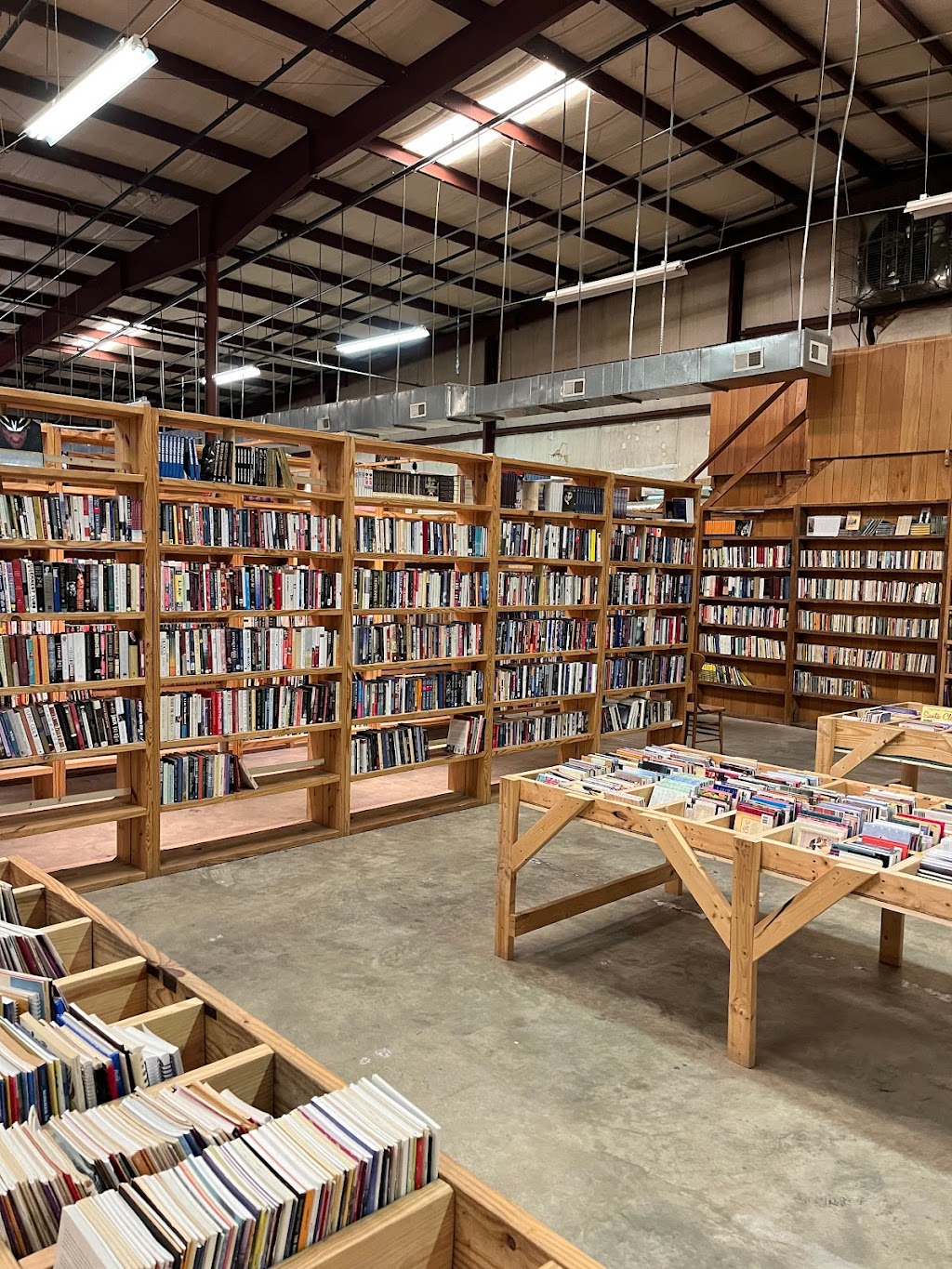 Fifth Street Books | 2267 US-70, Mebane, NC 27302, USA | Phone: (919) 568-8698