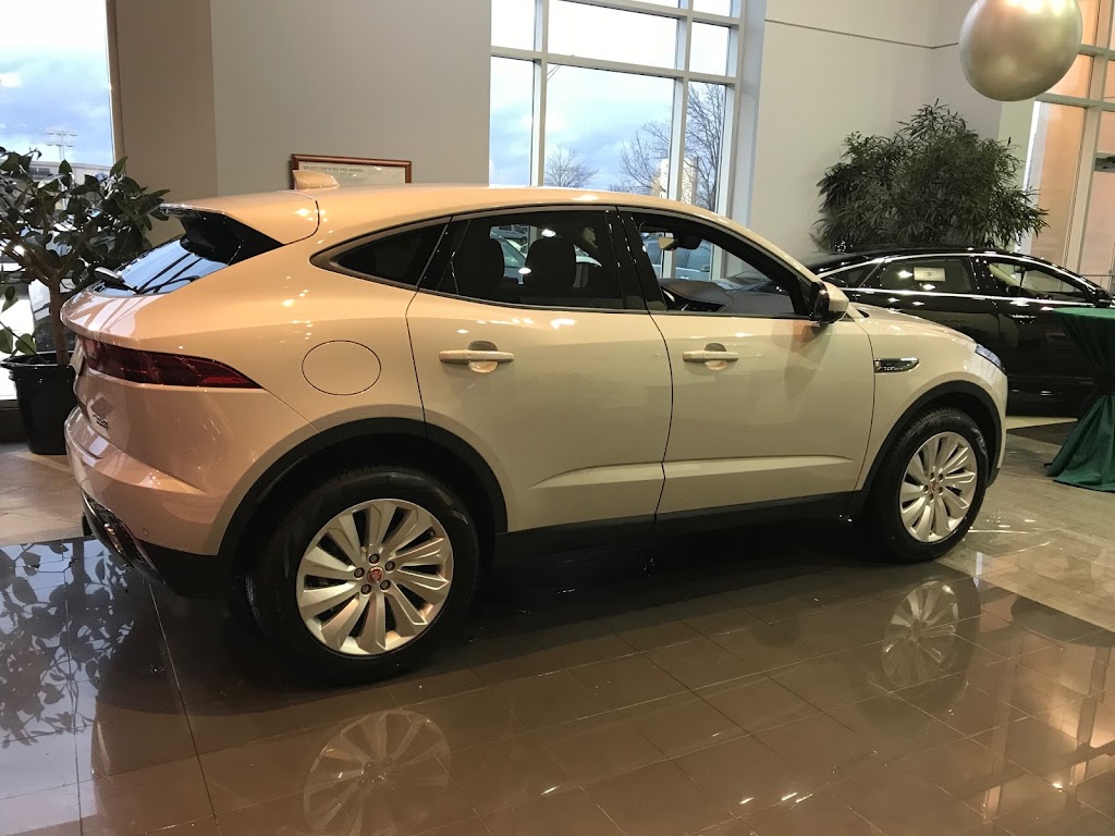 Jaguar Orland Park | 8301West, 159th St, Tinley Park, IL 60477, USA | Phone: (708) 864-4850