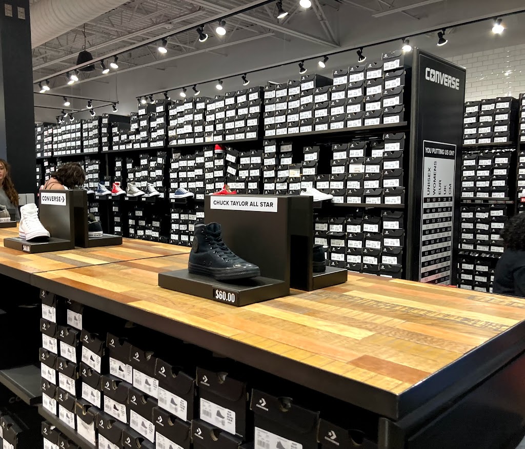 Converse Factory Store | 1 Premium Outlets Blvd Suite 642, Wrentham, MA 02093, USA | Phone: (508) 384-3637