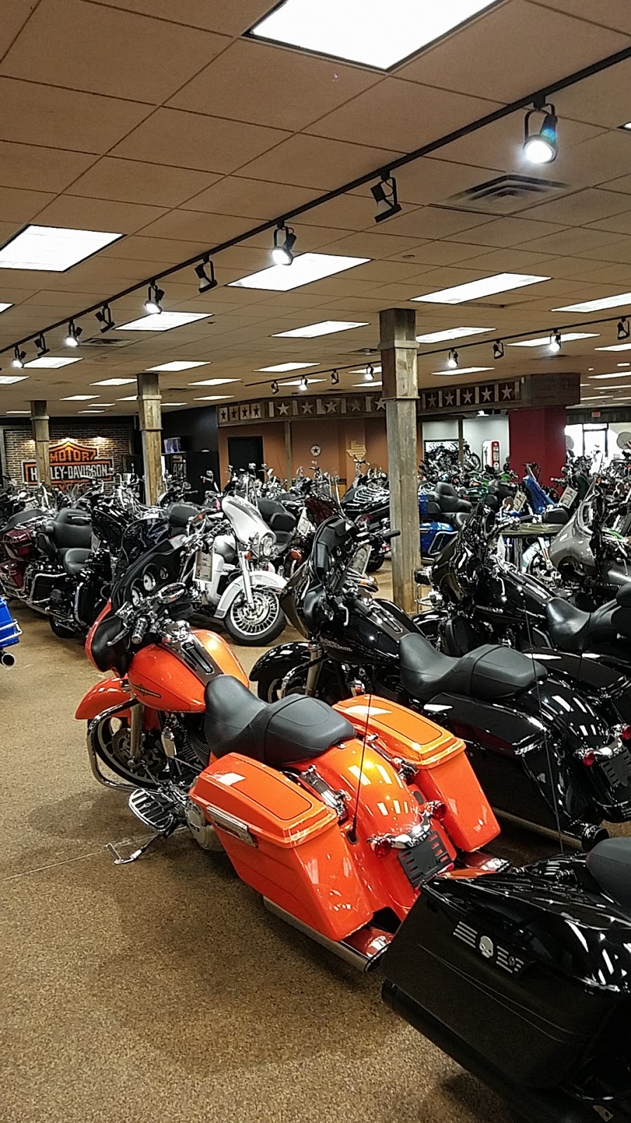 Lucky Penny Cycles | 1839 Airport Fwy, Bedford, TX 76021, USA | Phone: (817) 283-1650