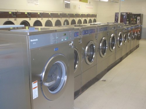 Tightsqueeze Laundry Land Laundromat | 13701 US-29, Chatham, VA 24531, USA | Phone: (434) 793-2011