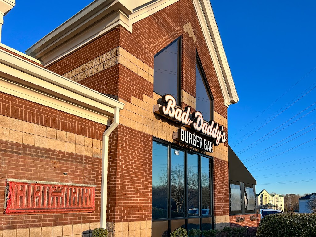 Bad Daddys Burger Bar | 504 Hanes Mall Blvd, Winston-Salem, NC 27103, USA | Phone: (336) 893-6456