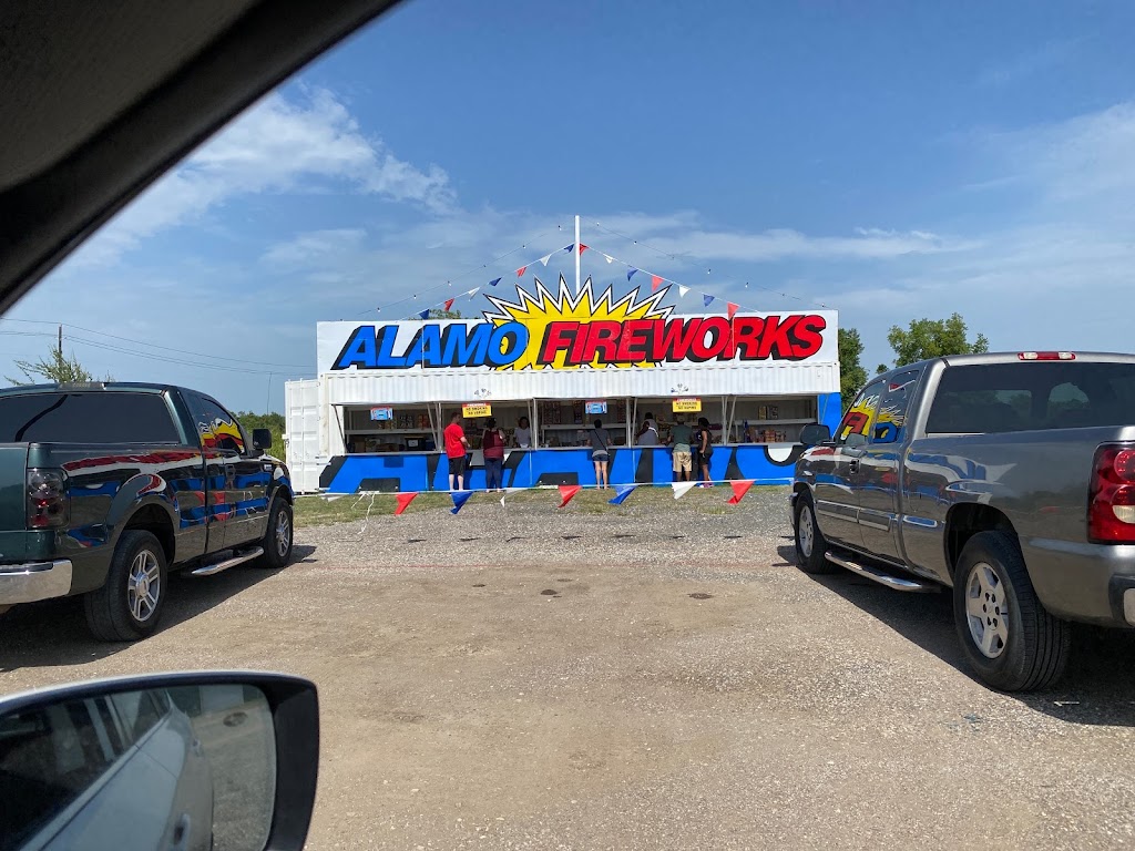 Alamo Fireworks Stand | 1011 East Ovilla Road, Red Oak, TX 75154 | Phone: (210) 667-1106