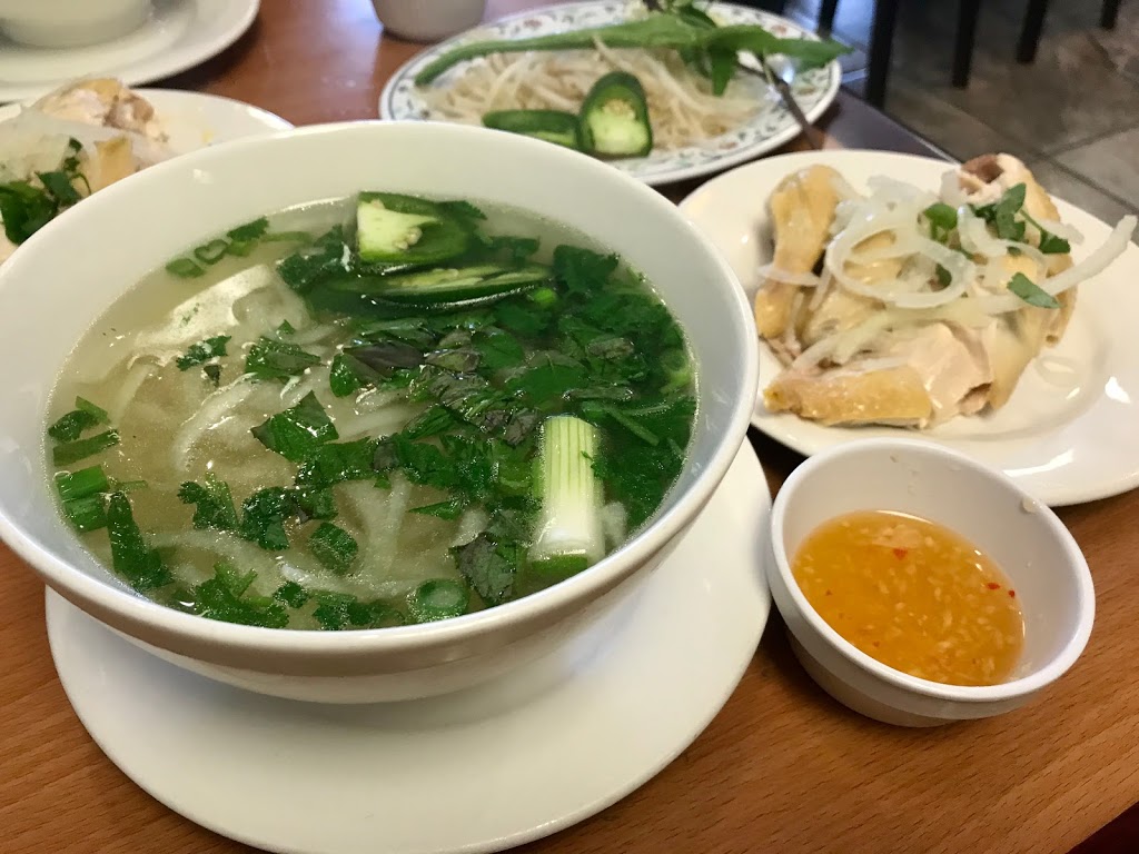 Phở Phong Hải | 8433 Westminster Blvd., Westminster, CA 92683, USA | Phone: (714) 417-7986