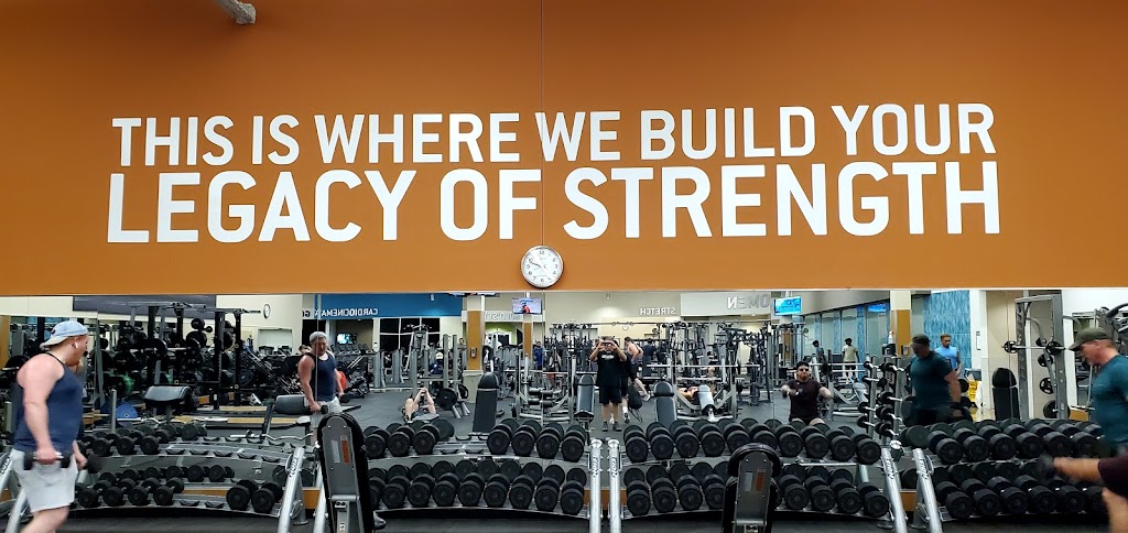 Golds Gym San Marcos | 1180 Thorpe Ln Suite 120, San Marcos, TX 78666, USA | Phone: (512) 392-3998