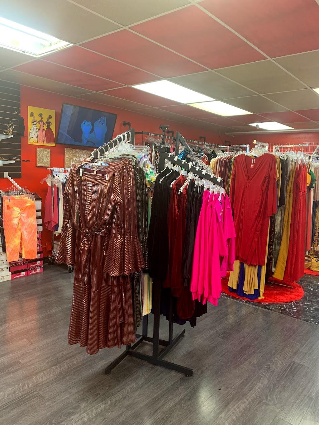 Dymondz Boutique | 4505 Orange Ave, Long Beach, CA 90807, USA | Phone: (562) 253-0152