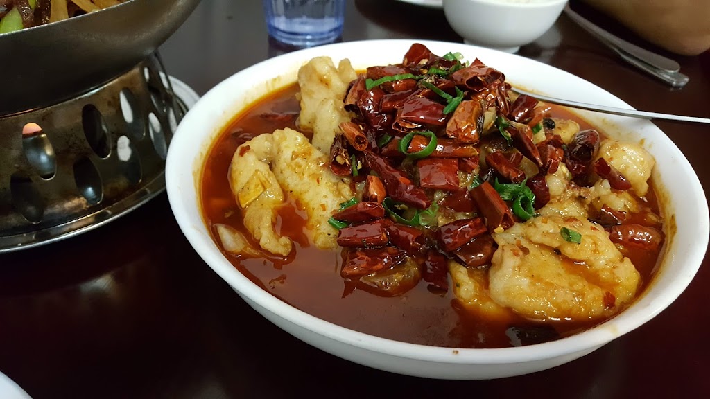 De Tasty Hot Pot Restaurant | 422 Eddy St, Ithaca, NY 14850, USA | Phone: (607) 821-2312