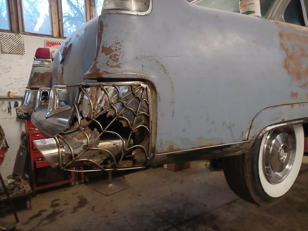 Hip & Dinos Auto Wrecking And Salvage LLC | 3761 Ada Ave, Lorain, OH 44055, USA | Phone: (440) 240-8637