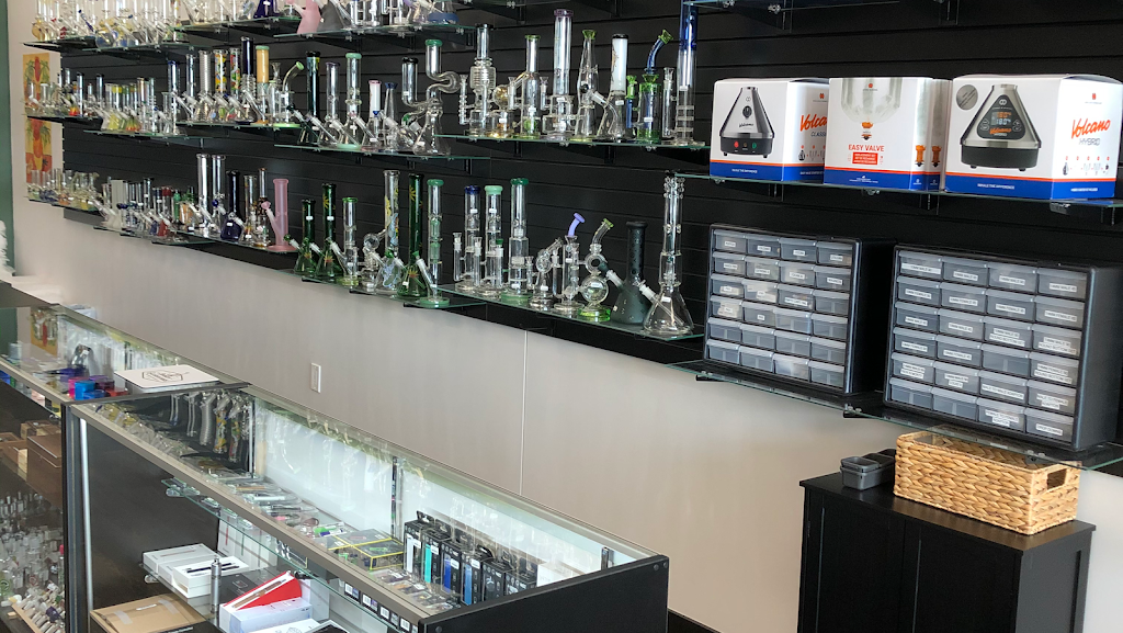 Smokin Glassworks- Prosper | 2381 E University Dr Suite # 40, Prosper, TX 75078, USA | Phone: (469) 481-2717