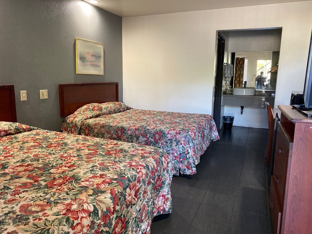 Budget Inn and Suites | 3473 W Hammer Ln, Stockton, CA 95219, USA | Phone: (209) 473-2000