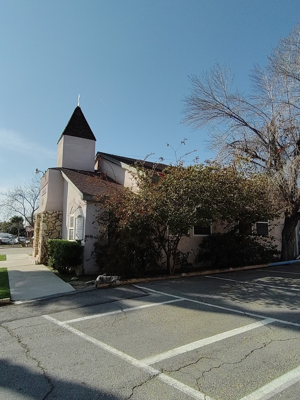 Primera Iglesia Bautista de Bakersfield | 2657 Niles St, Bakersfield, CA 93306, USA | Phone: (661) 324-4029