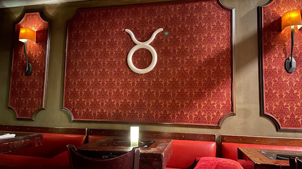 Taureau | 558 Broome St, New York, NY 10013, USA | Phone: (212) 228-2222