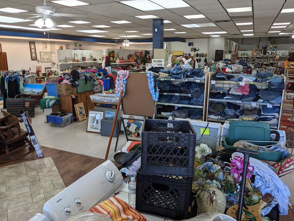 Bargain Hunterz Dollar Store Thrift Store | 6607 US-19, New Port Richey, FL 34652, USA | Phone: (727) 657-5049