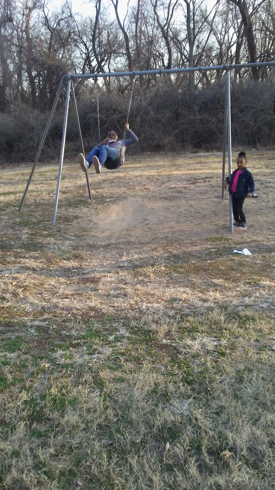 Dunegant Park | 1930 Derhake Rd, Florissant, MO 63033, USA | Phone: (314) 839-7670