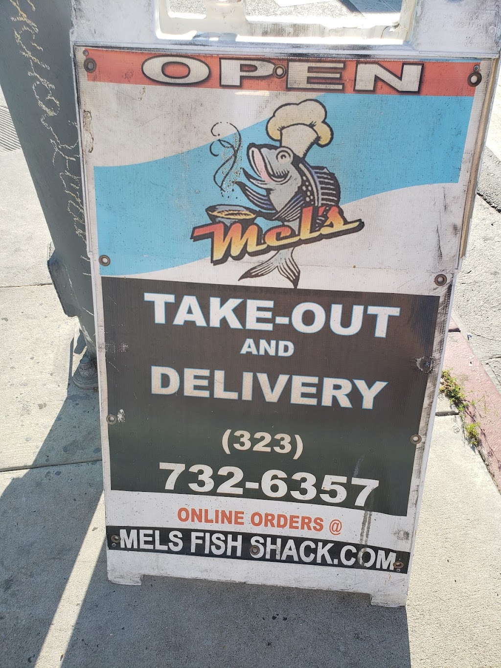 Mels Fish Shack | 4524 W Jefferson Blvd, Los Angeles, CA 90016, USA | Phone: (323) 732-6357