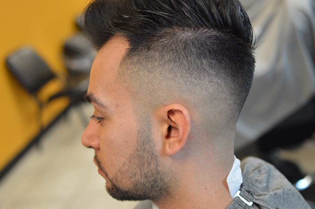 Royal cuts barber shop | 6795 W Tropicana Ave #120, Las Vegas, NV 89103, USA | Phone: (702) 879-5971