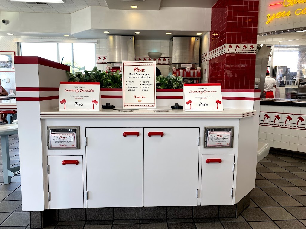 In-N-Out Burger | 9610 W Tropicana Ave, Las Vegas, NV 89147, USA | Phone: (800) 786-1000