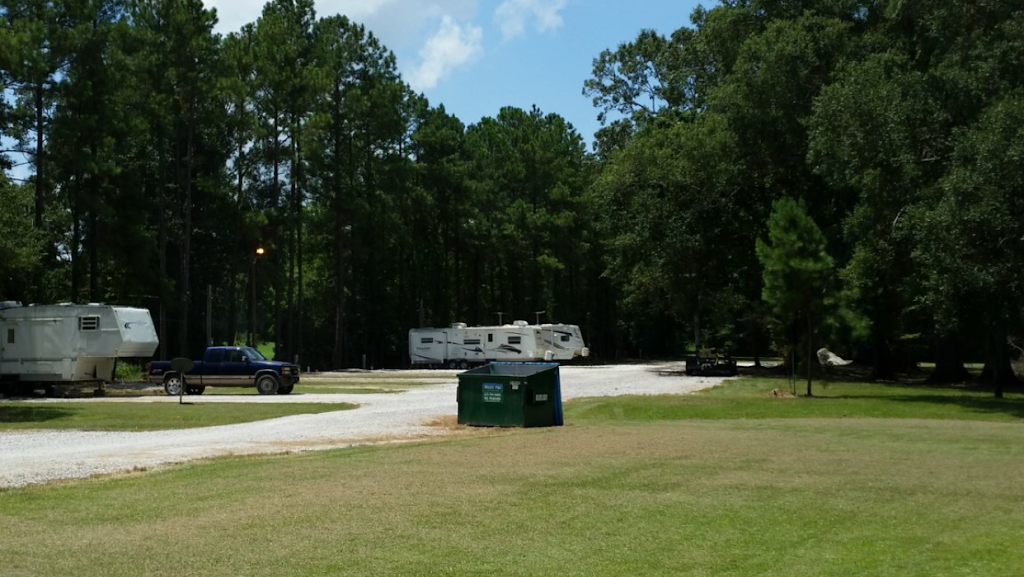 Manchac Acres Campground | 18813 Manchac Acres Rd, Prairieville, LA 70769, USA | Phone: (225) 328-8944