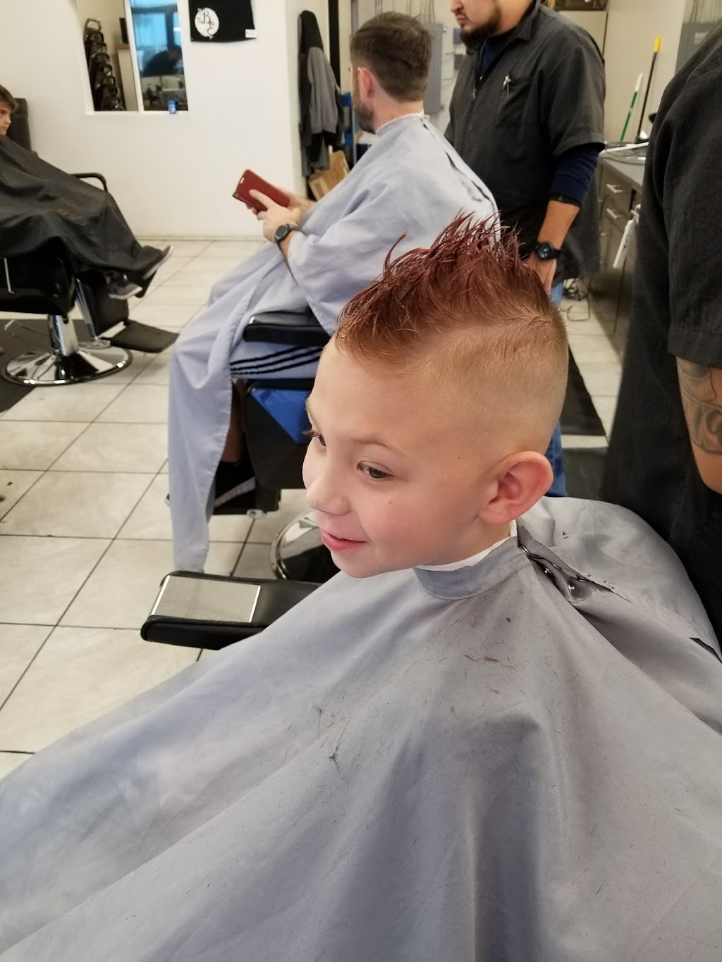 Barber Es Shop | 14763 Cactus Rd #119, Surprise, AZ 85379, USA | Phone: (623) 214-2055