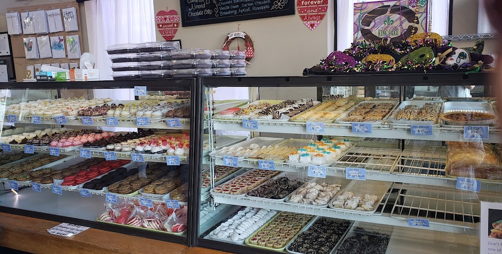 Texas Star Bakery | 499 W Harwood Rd, Hurst, TX 76054, USA | Phone: (817) 282-2227