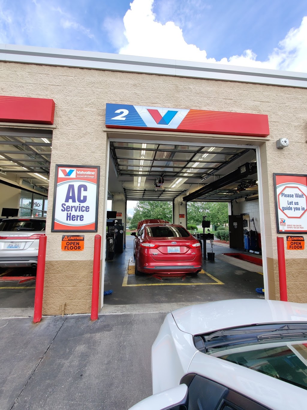 Bokor Auto Center | 31 Dix St, Lowell, MA 01852, USA | Phone: (978) 459-8121