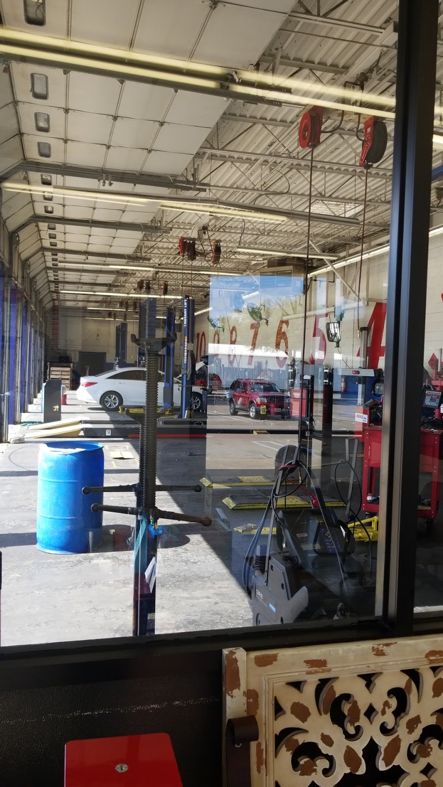 Pep Boys | 1710 Buckner Blvd, Dallas, TX 75217 | Phone: (214) 398-1549