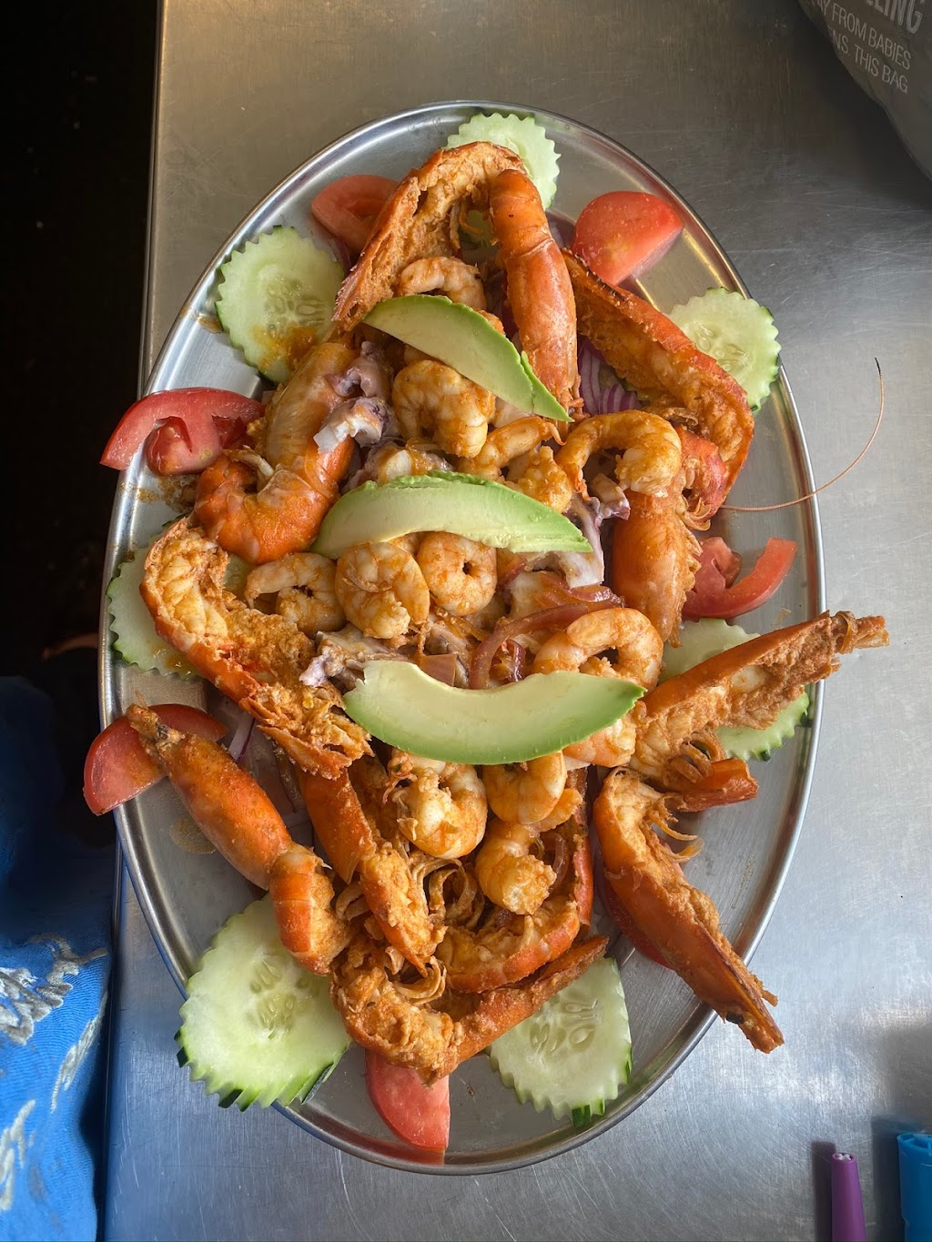 Mariscos las islitas | 2449 N Church St, Burlington, NC 27217, USA | Phone: (336) 639-7723