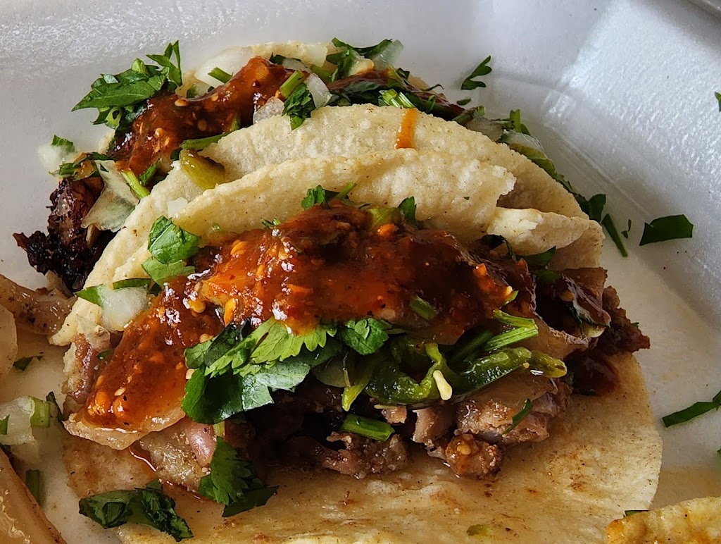 Tacos El Guero | 217 S Ray Roberts Pkwy, Tioga, TX 76271, USA | Phone: (940) 205-7266