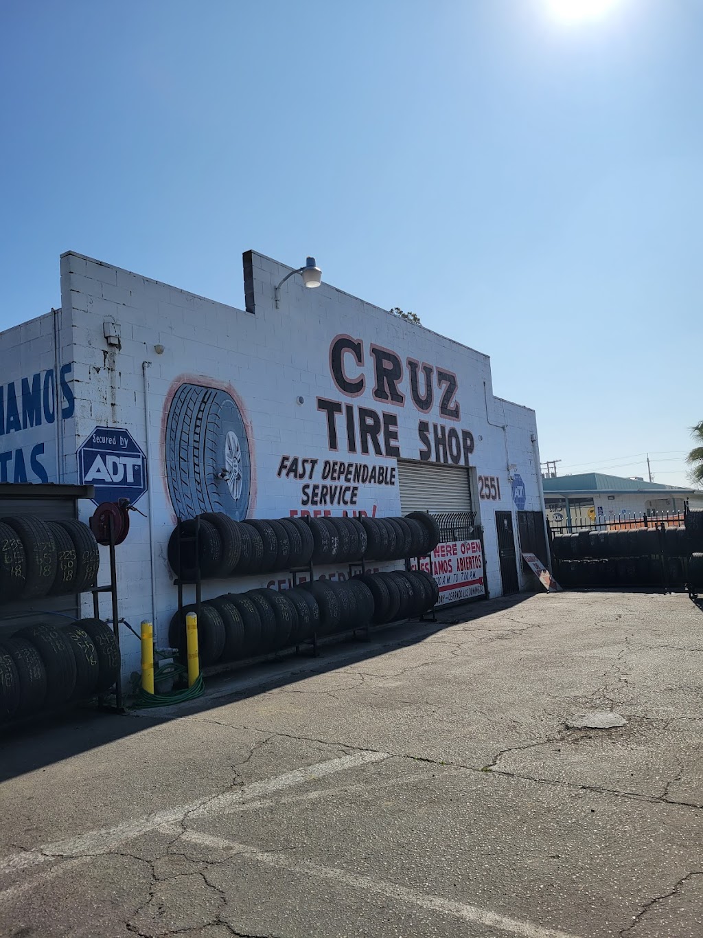 Cruz Tire Shop | 2551 S Elm Ave, Fresno, CA 93706, USA | Phone: (559) 494-0534