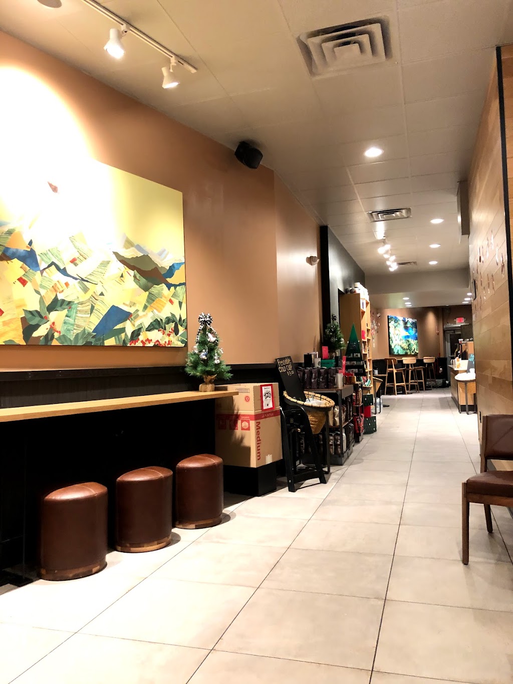 Starbucks | 611 Amherst St, Nashua, NH 03063, USA | Phone: (603) 883-1600