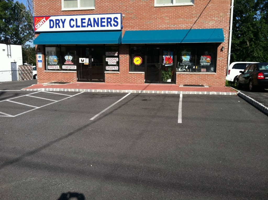 Gentys Cleaners | 351 Main Ave, Wallington, NJ 07057, USA | Phone: (973) 779-8185