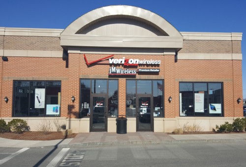 Verizon Authorized Retailer - Russell Cellular | 4 Cornerstone Square Unit E1, Westford, MA 01886, USA | Phone: (978) 392-3600