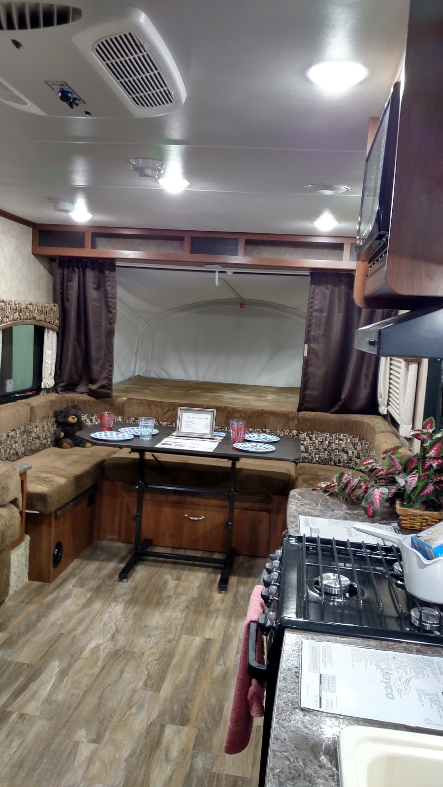 Kunes RV of Stoughton West | 1842 Co Hwy MM, Oregon, WI 53575 | Phone: (608) 835-3002