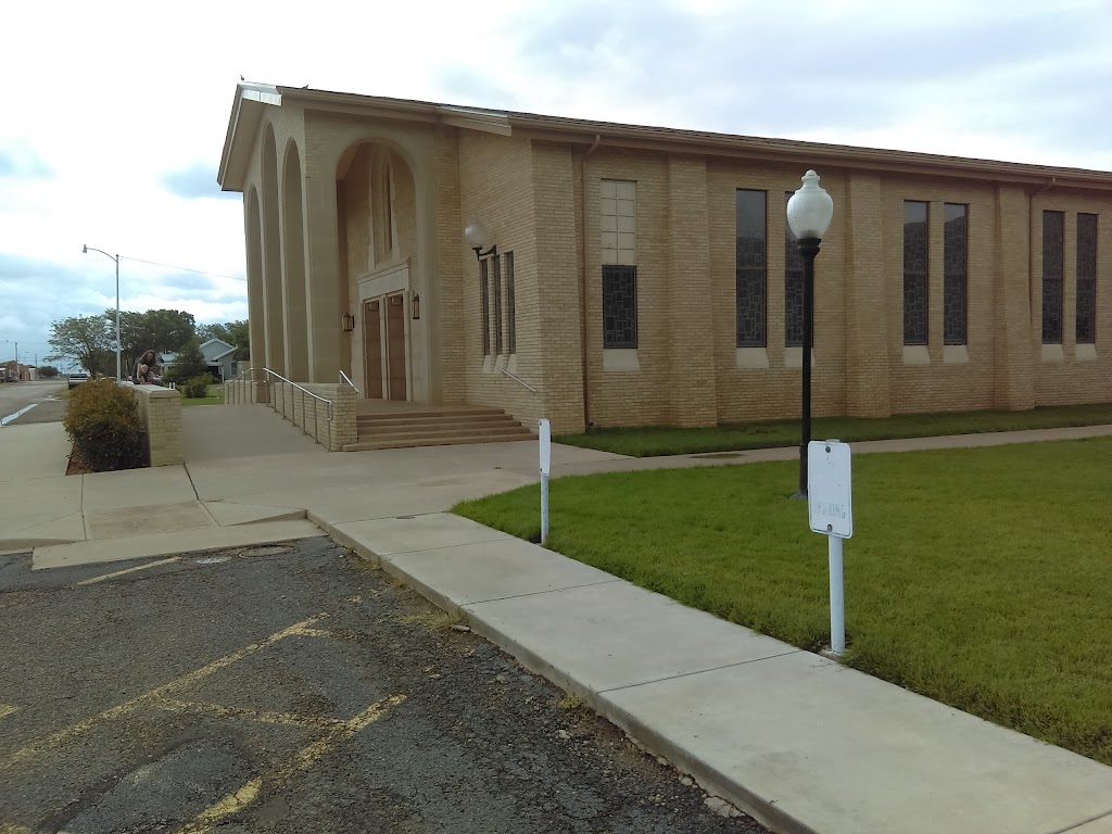 First Baptist Church | 305 W 6th St, Hale Center, TX 79041, USA | Phone: (806) 839-2405