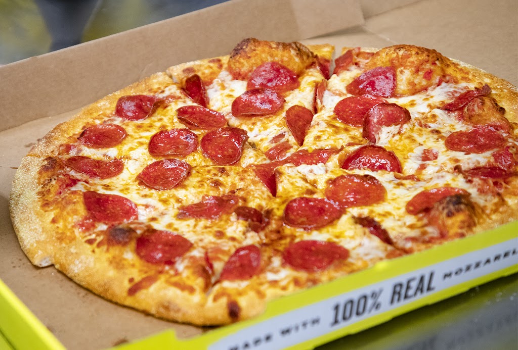 Hungry Howies Pizza | 1626 N Haggerty Rd, Canton, MI 48187, USA | Phone: (734) 981-5838