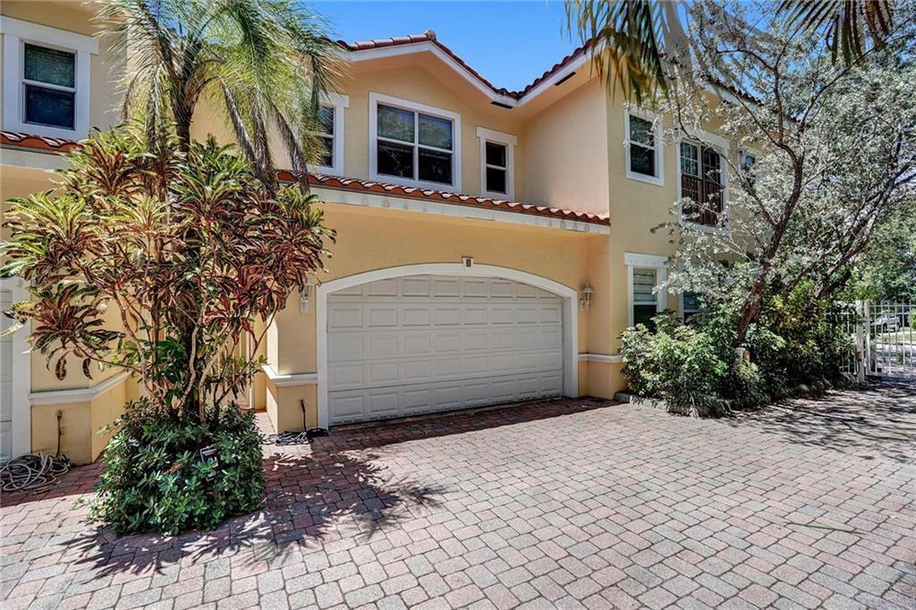 Tehl Sherman, Broker Associate at Sherman Luxury Group | 1721 SE 17th St, Fort Lauderdale, FL 33316, United States | Phone: (954) 637-7934